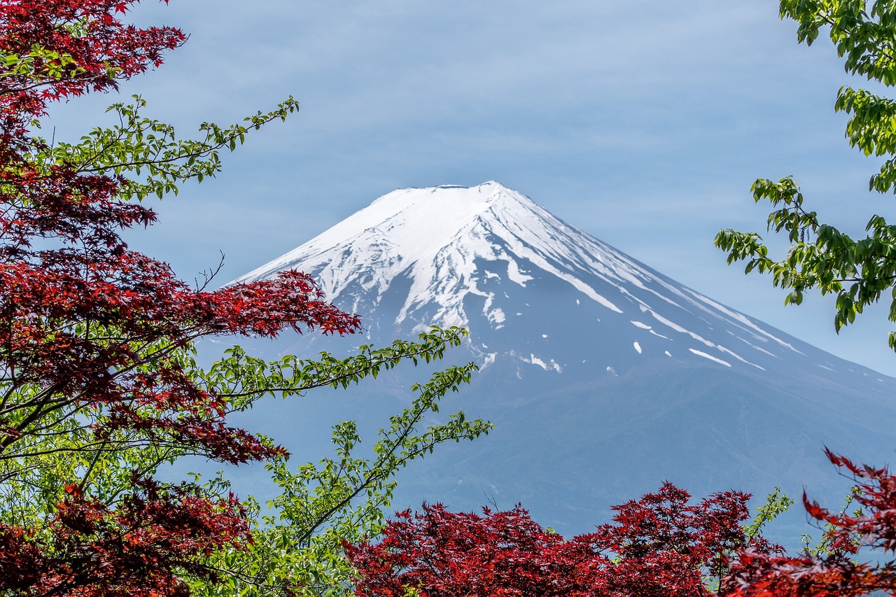 Volcano_Village