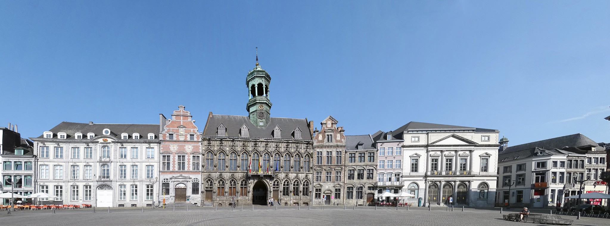 Mons