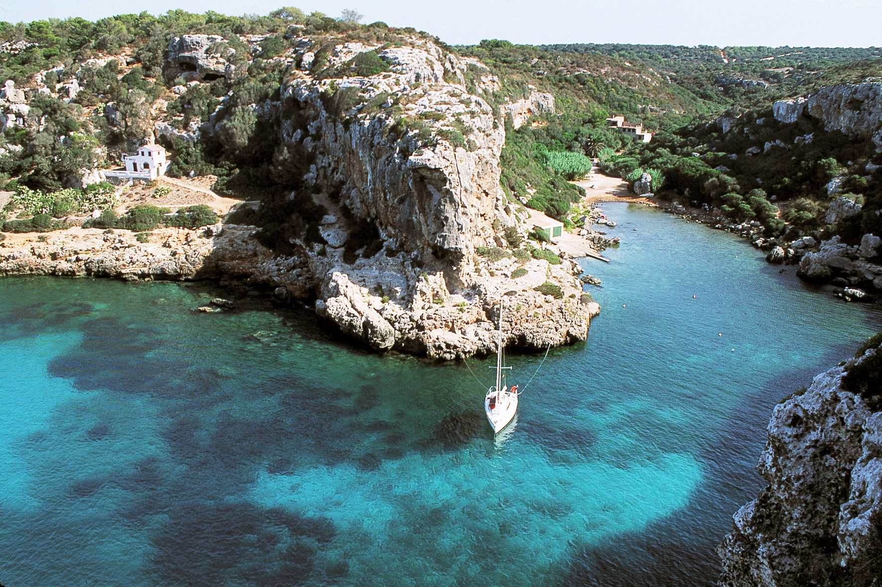 Cales_Coves