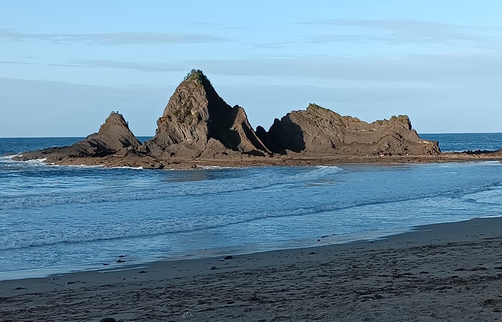 Playa_de_Saturrarán
