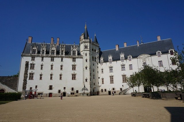 Nantes