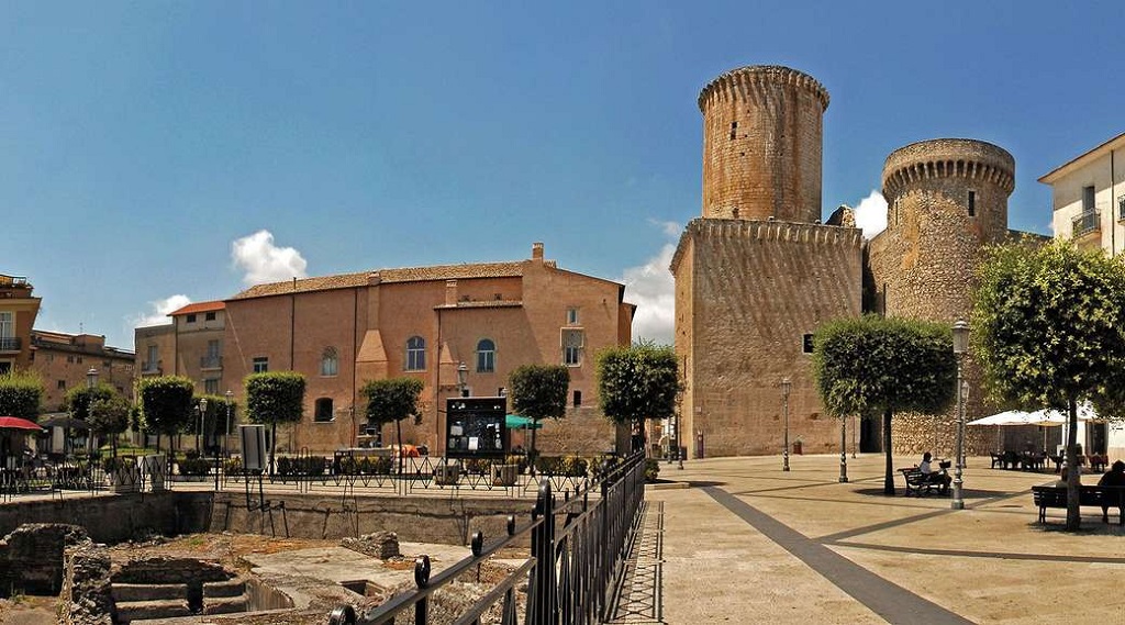 Fondi